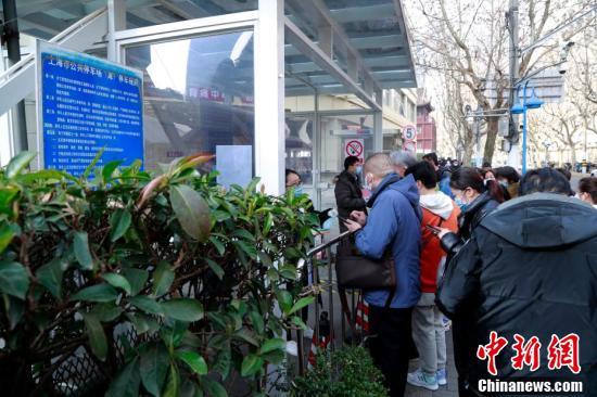 “上海新增本土感染者破两万例” 上海新增本土7例？-第2张图片